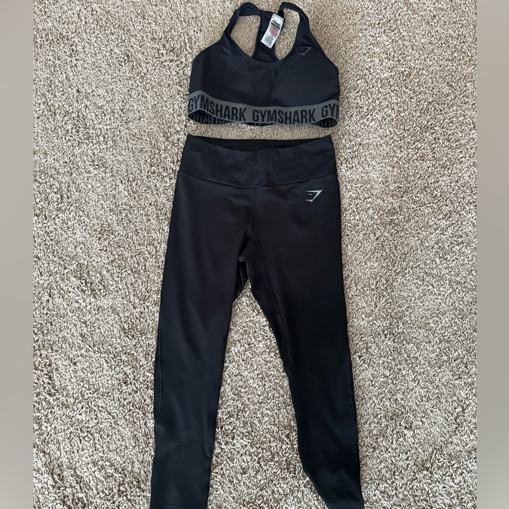 Gym shark workout set